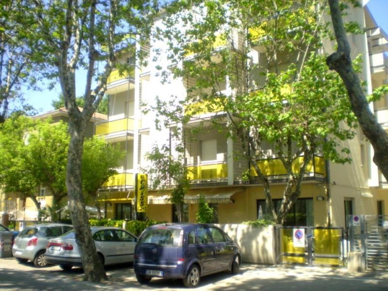 Hotel Criss Ріміні Екстер'єр фото